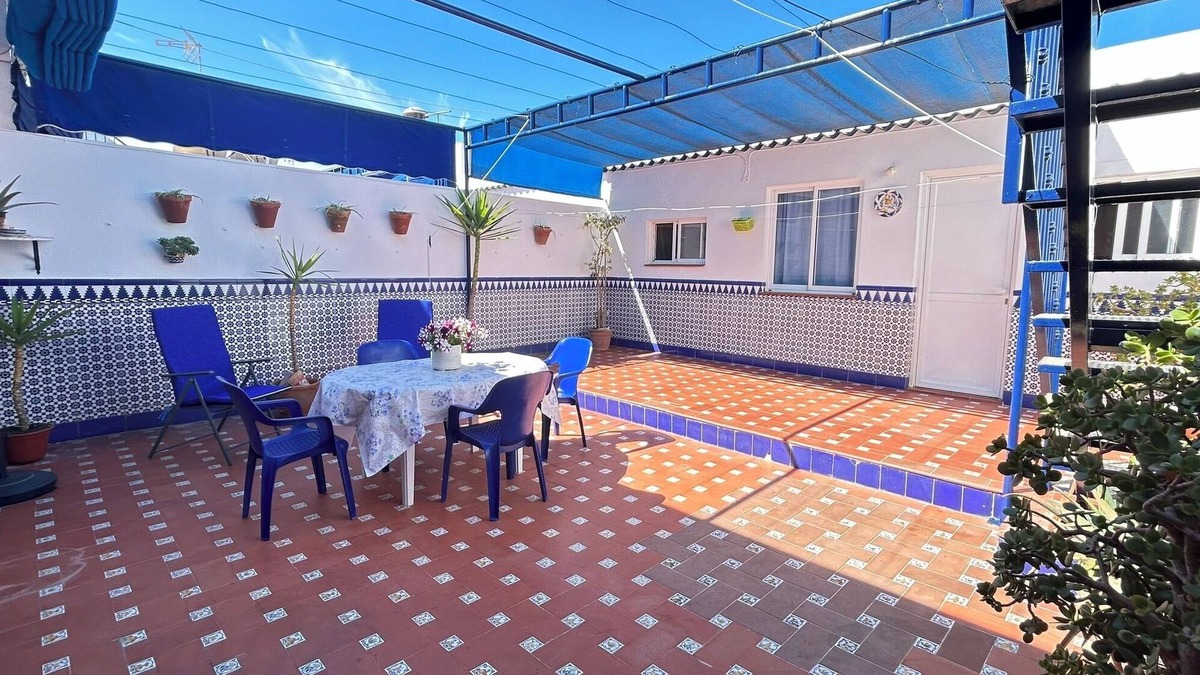 Chipiona Apartment | Casa Mariló, Tu Hogar en el Corazón de Chipiona"
