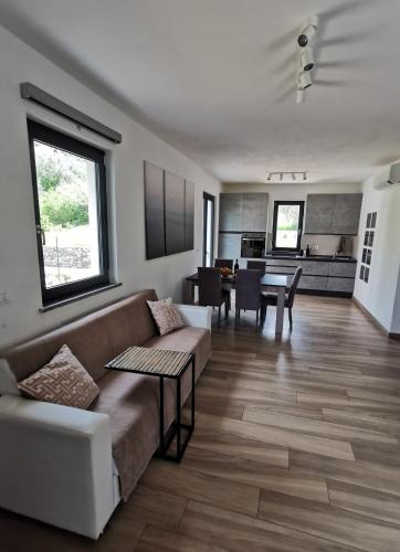 Villanova d'Albenga House | Casa Marta 11