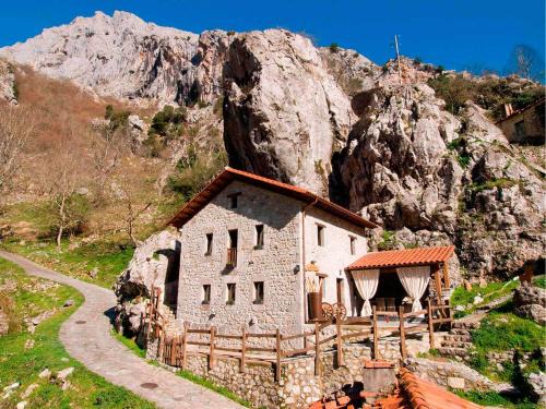 Camarmena House | Casa Maru