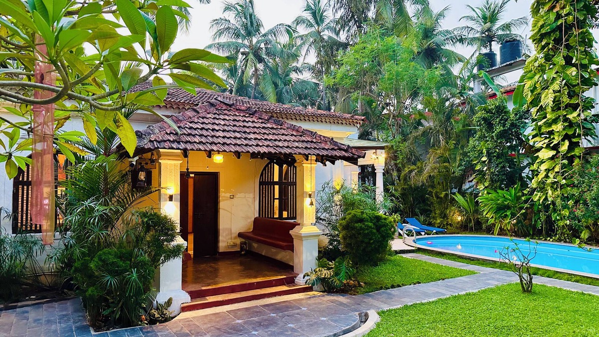 Candolim Villa | Casa Maya: 2-bedroom villa in Candolim with WiFi, AC, 5 minutes walk to beach