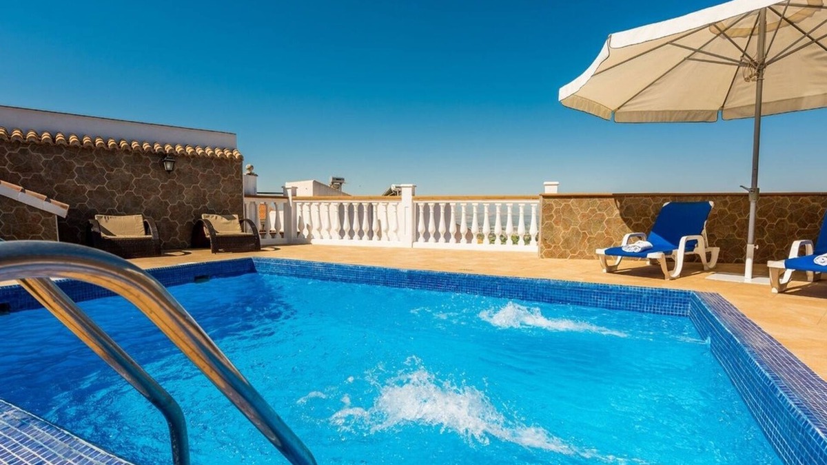 Guevejar Villa | Casa Medina de Güevéjar by Ruralidays