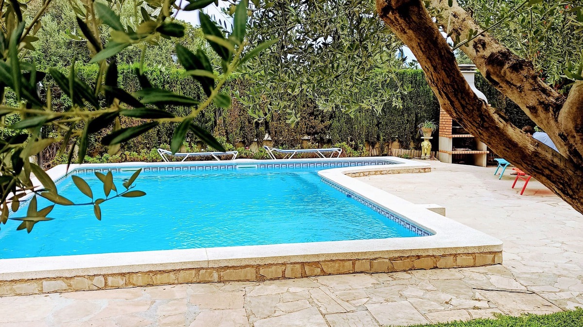 Les Tres Cales Ski Chalet | Casa Mediterránea