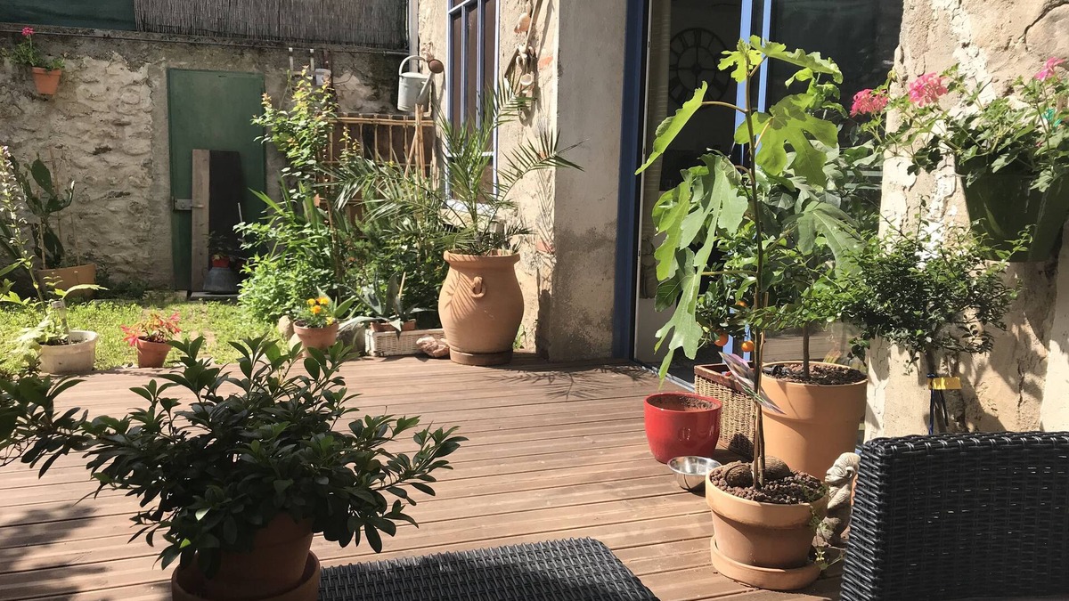 Nefiach House | Casa Mia