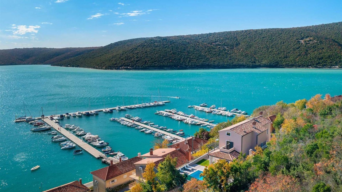 Trget Villa | Casa Mia near the sea with a stunning view