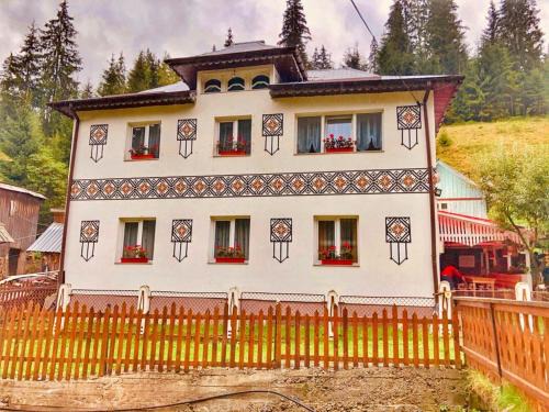Ciocanesti House | Casa Mitu Recele Ciocanesti