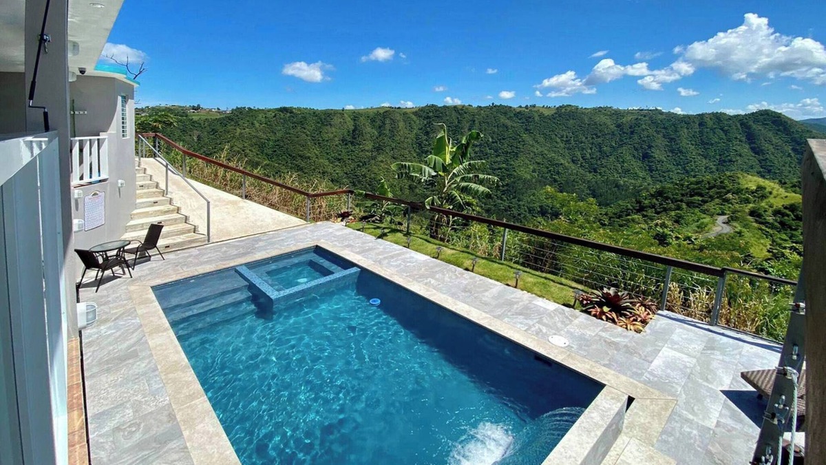 Comerio Ski Chalet | Casa Monte Verde - Heated Pool