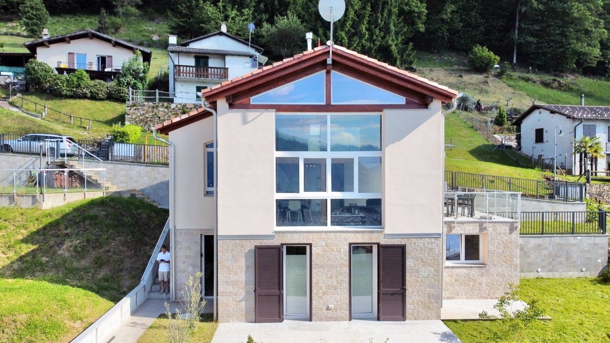 Vairano House | Casa Monti Neues Modernes Haus in den Bergen von Monti di Vairano
