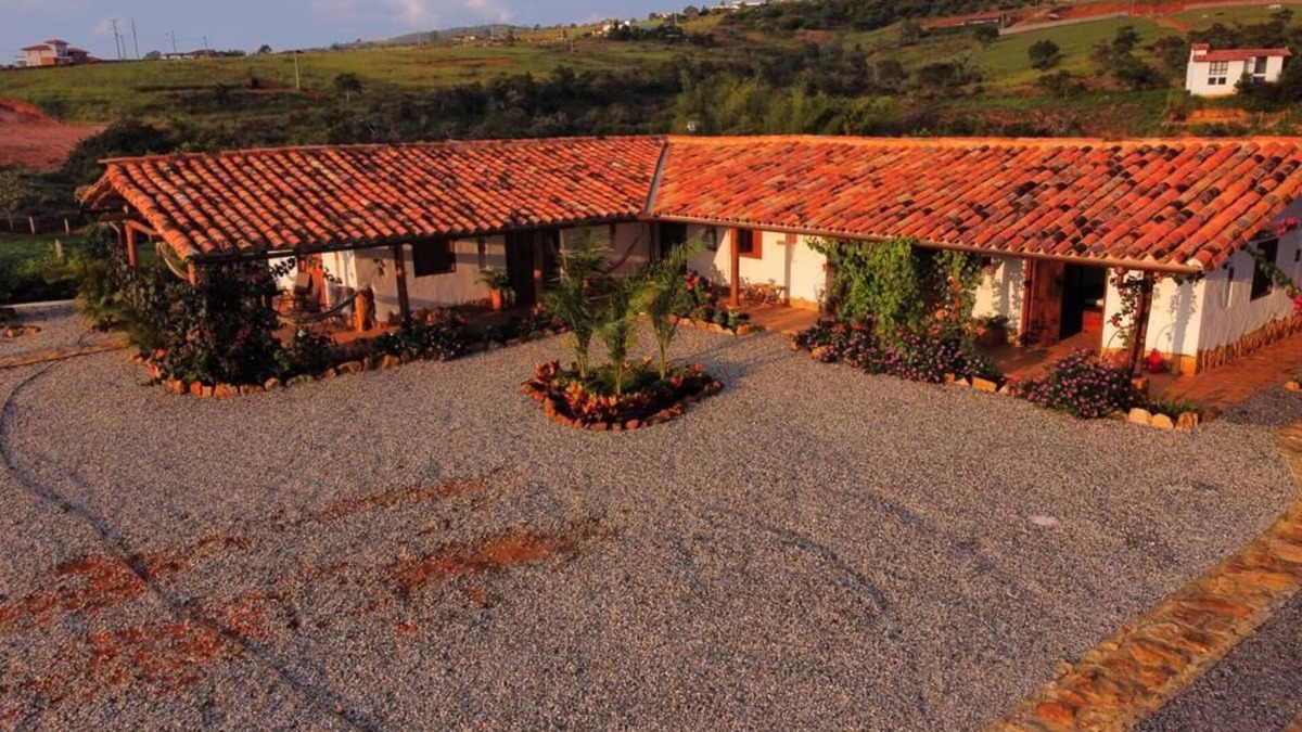 Caucasia House | CASA MORANESI