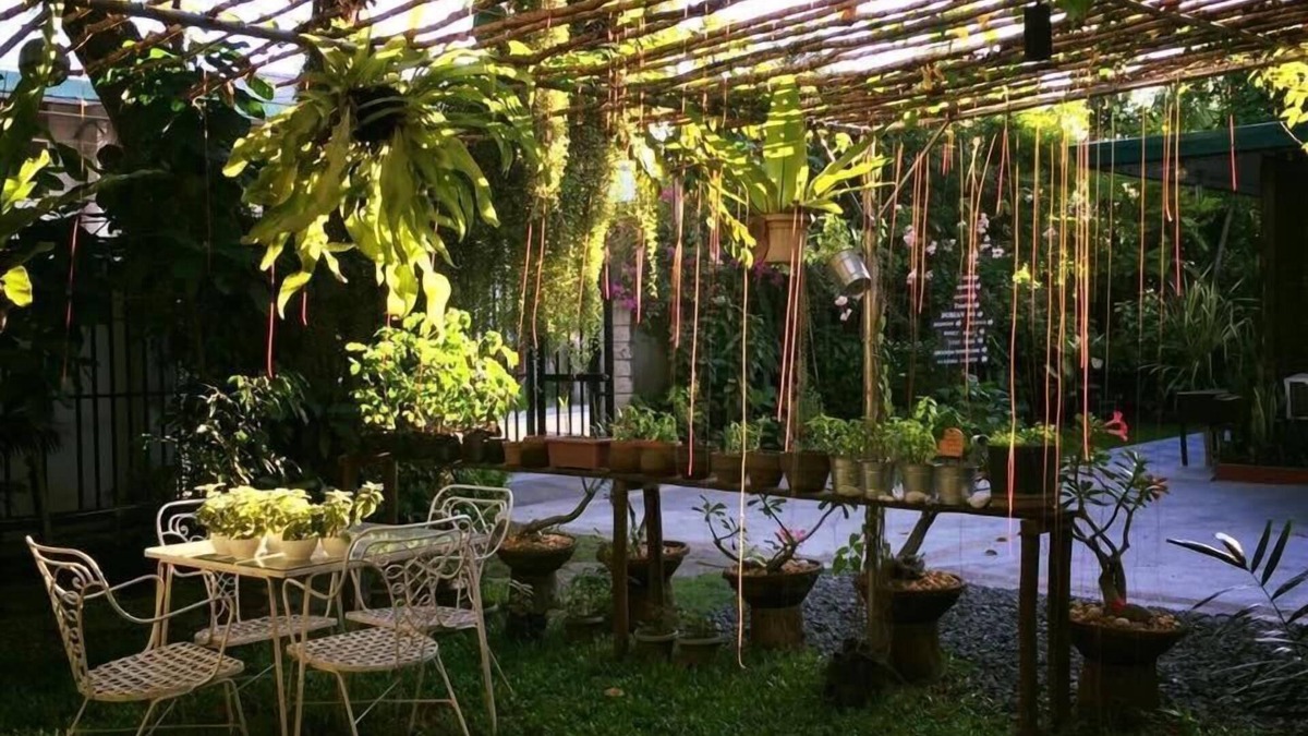 Davao Bed & Breakfast | Casa Munda Bed & Breakfast
