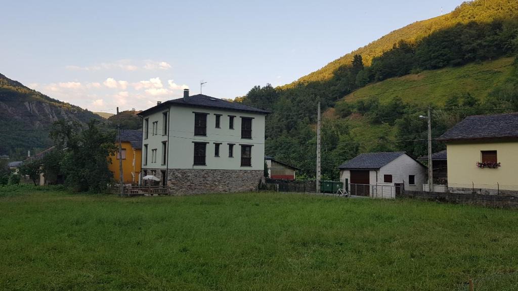 Moal Apartment | CASA MUNIELLOS