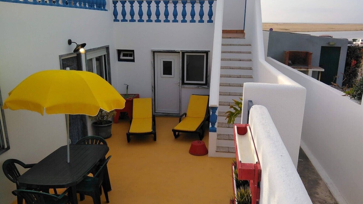 Sao Pedro da Cadeira House | Casa Na Praia - A Harmonia do Mar e do Campo a 45 Minutos de Lisboa