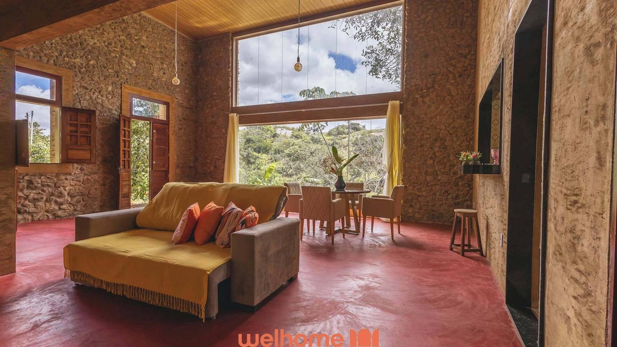 Bezerros House | Casa na pedra em Serra Negra vista para montanha