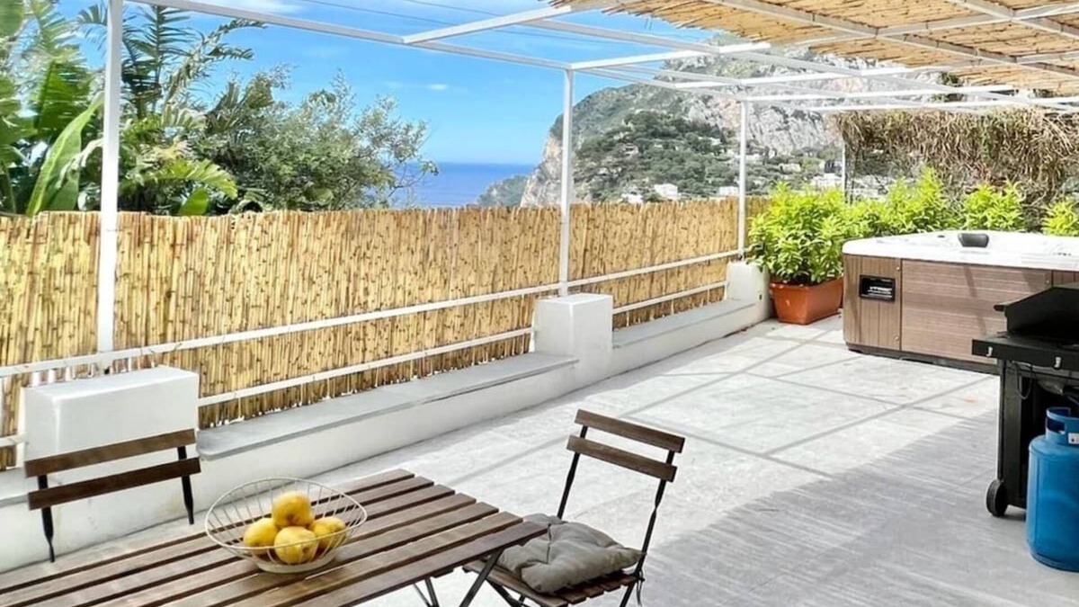 Tiberio Apartment | Casa Nannina - Your Home in Capri