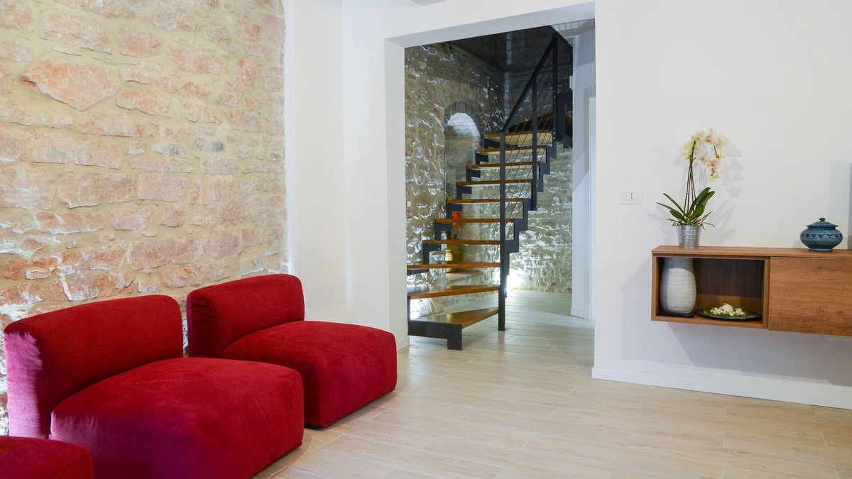 Genga House | Casa Nel Sentiero (holiday home)