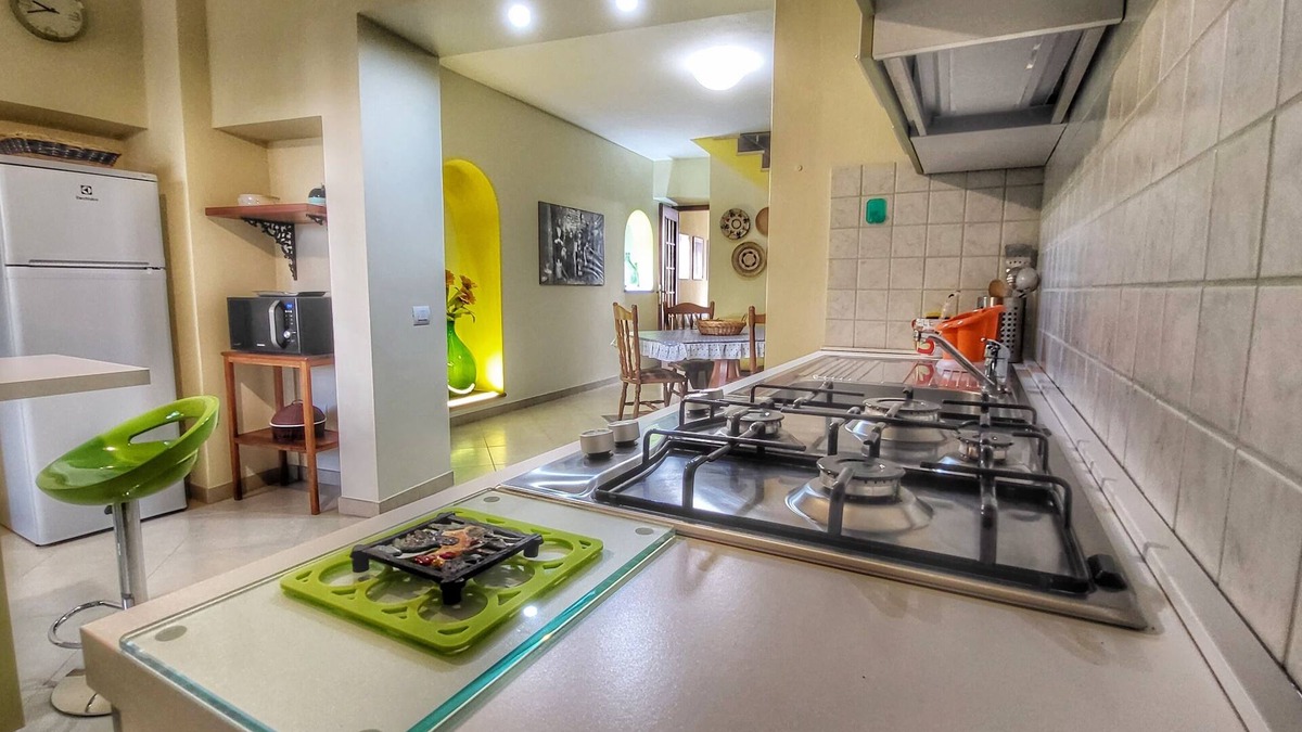Gonnesa House | Casa Nina a 10 Minuti Dalla Spiaggia, con Cortile Privato