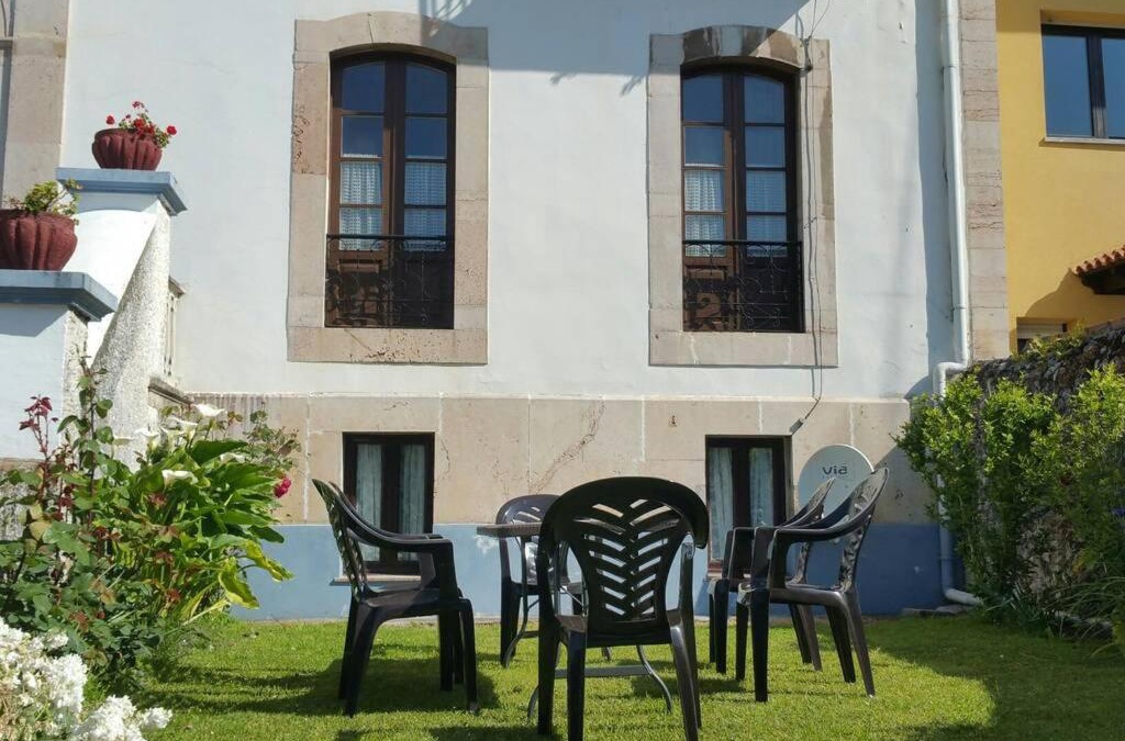 Poo Apartment | CASA NOGALES junto a PLAYA DE POO y SENDA. WIFI