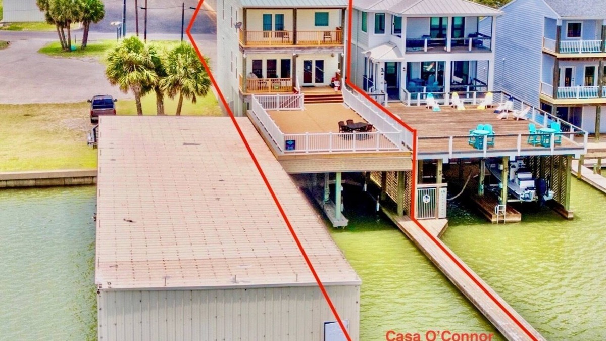 Port O Connor House | CASA O'CONNOR WATERFRONT Home in POC