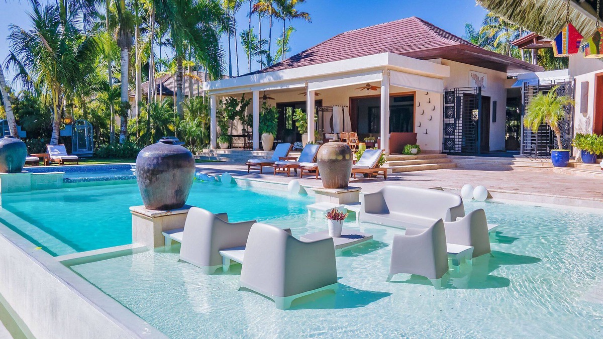 Las Palmas Villa | Casa Oasis in Casa de Campo by Personal Villas - Ambiance of a Tropical Oasis