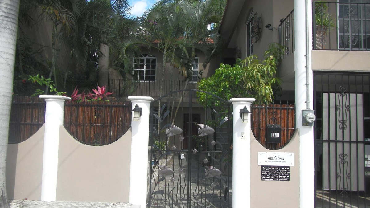 Colonos Cuzamil House | CASA OKLAHOMA in Cozumel Mexico is beautiful, private oasis 3 blocks from Ocean.