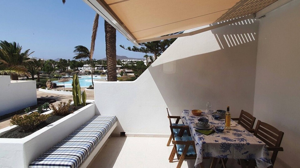 Costa Teguise Apartment | Casa Ola, new refurbished apartment in Los Molinos