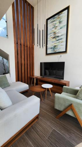 Ixmiquilpan House | Casa Olivo, Sala a doble altura