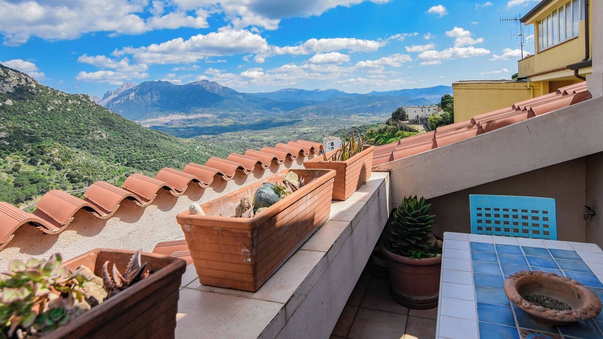 Nuoro Apartment | Casa Ortobene - One Bedroom Apartment, Sleeps 2