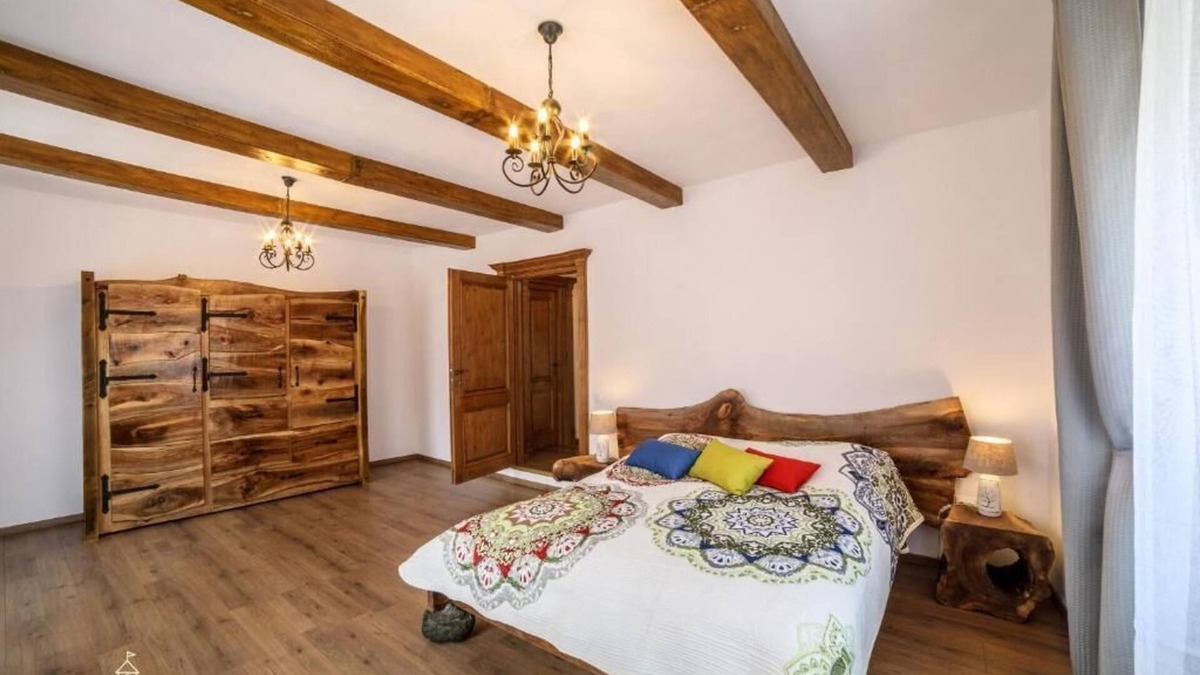 Sighisoara Apartment | Casa Otto Citadel Deluxe Apartment