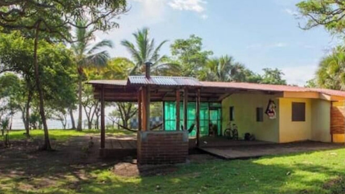 Aserradores House | Casa Pacifico–Beachfront - Gem in Los Clavo