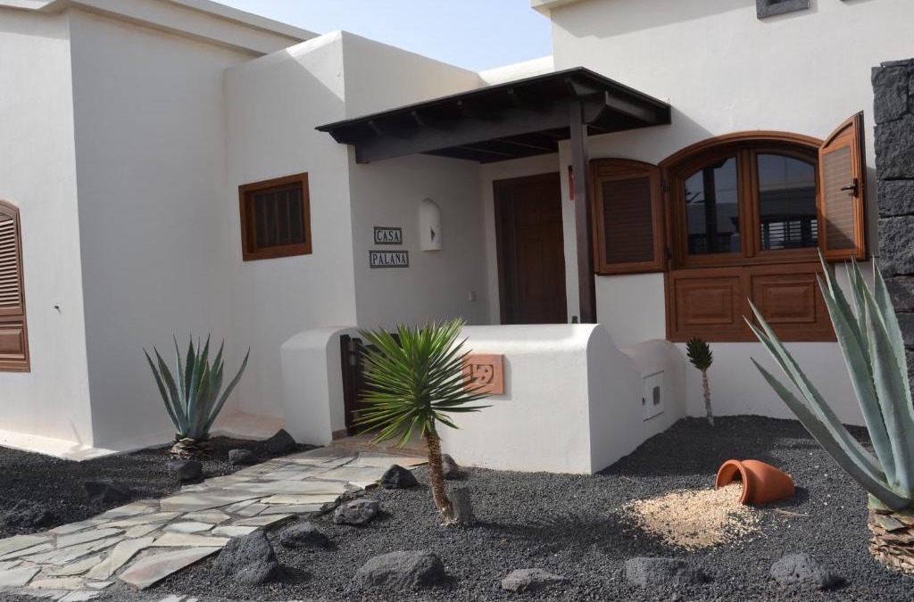 Montana Roja Villa | Casa Palana