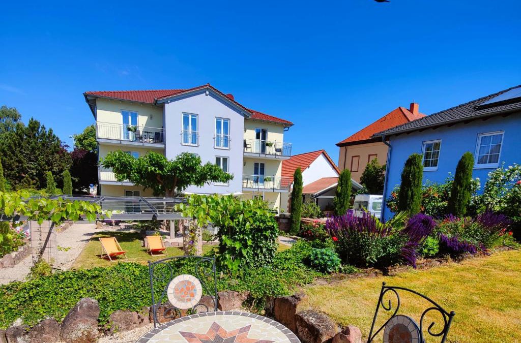 Grosskarlbach Bed & Breakfast | Casa Palatina