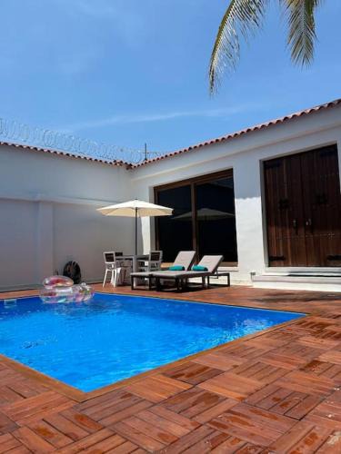 Girardot House | Casa Palmera Privada