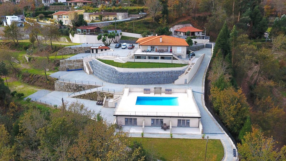 Rio Caldo Ski Chalet | Casa Panorâmica vista Gerês