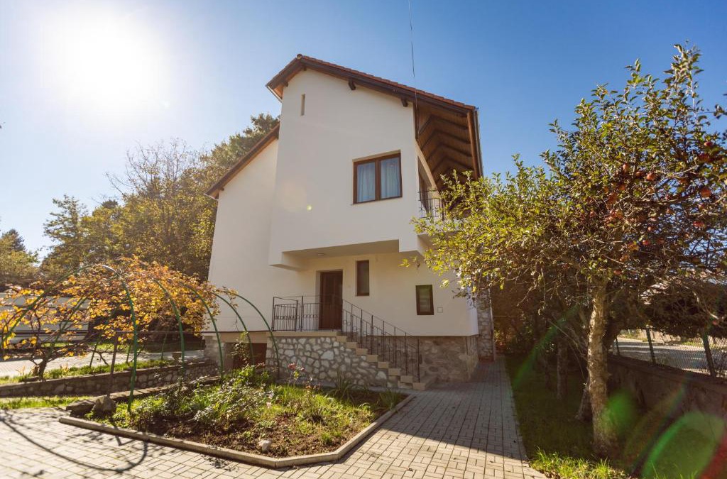 Cisnadie House | CASA PANORAMA