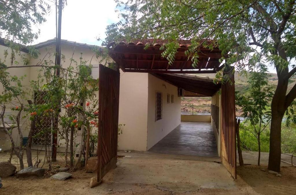 Caninde de Sao Francisco House | Casa para Temporada as Marges do Rio Sao Francisco - PIRANHAS-ALAGOAS
