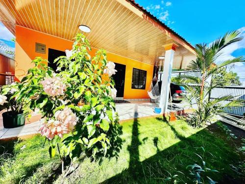 Parrita House | Casa Paraiso Tropical