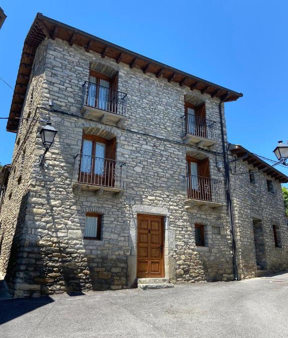 Fiscal House | CASA PEDRO BERGUA