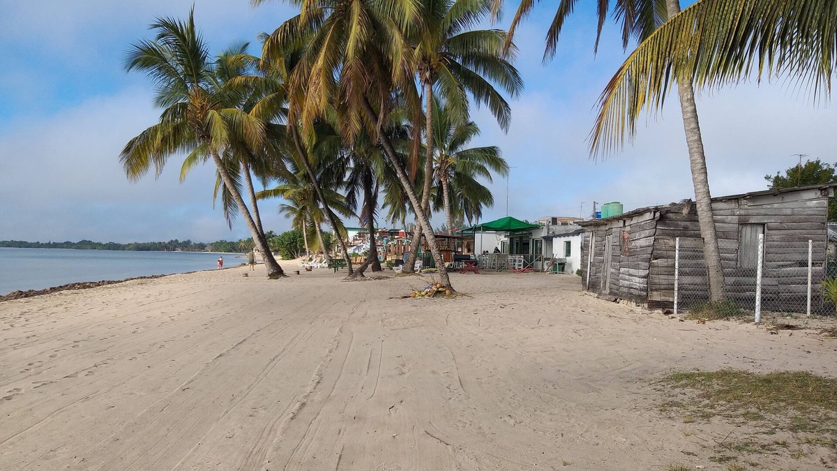 Municipality of Cienaga de Zapata House | Casa Pelicano Jocaos