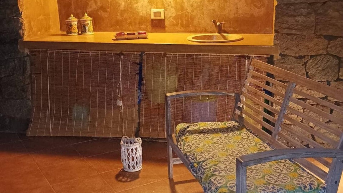Pantelleria Villa | Casa per Vacanze Dammusi Riah il Rifugio al Mare