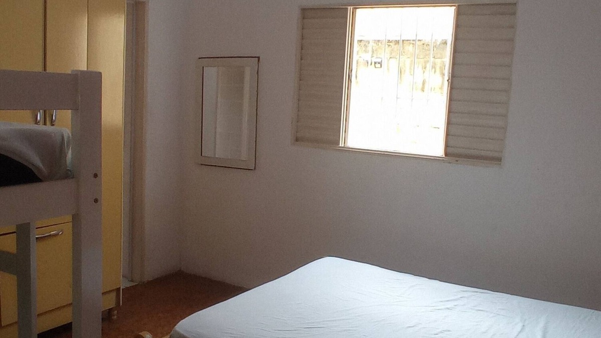 Jardim California House | Casa Perfeita Próxima ao Centro de Caraguatatuba, com Acesso Fácil a Praias