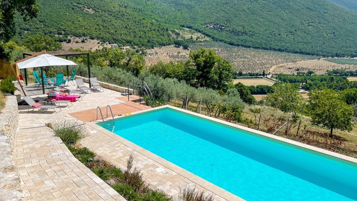 Bovara Villa | Casa Pietrina - Three Bedroom Villa, Sleeps 8