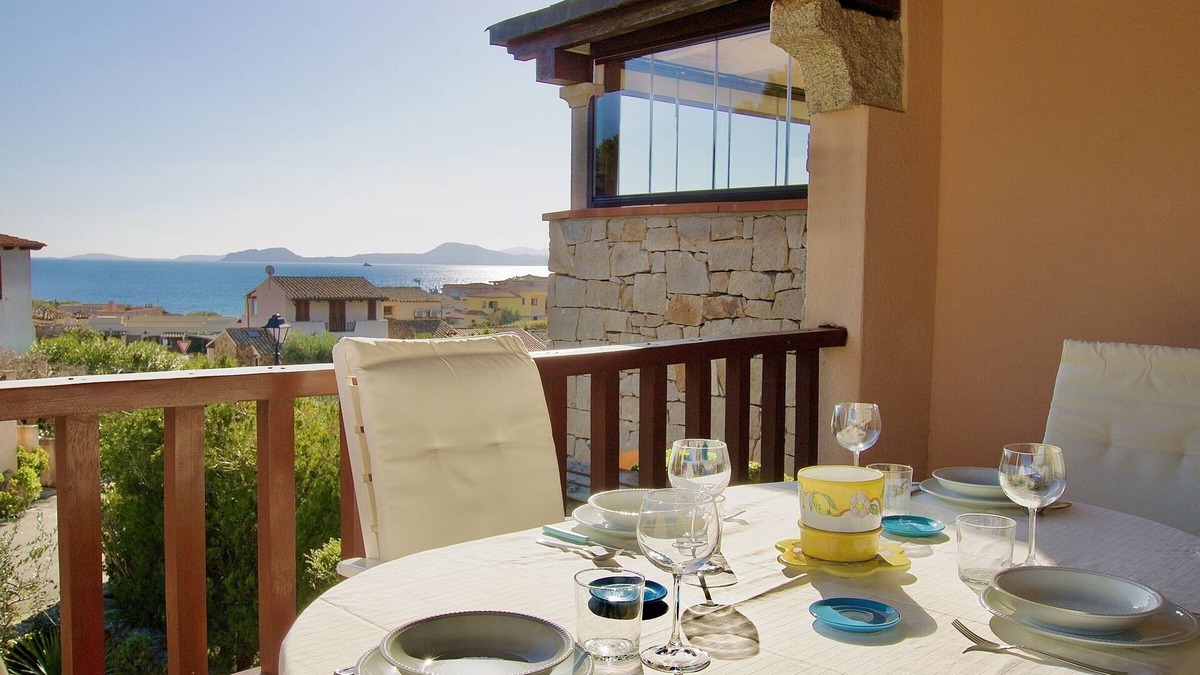 Baia Caddinas Apartment | Casa Pitti 200m From The Beach, Golfo Aranci, Italy