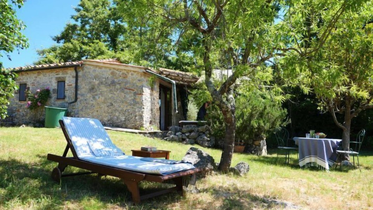 Montieri House | Casa Poesia by Interhome
