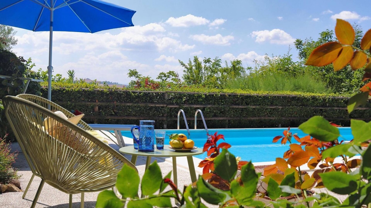 Pollenza House | Casa Polly 6 - Two Bedroom House, Sleeps 6