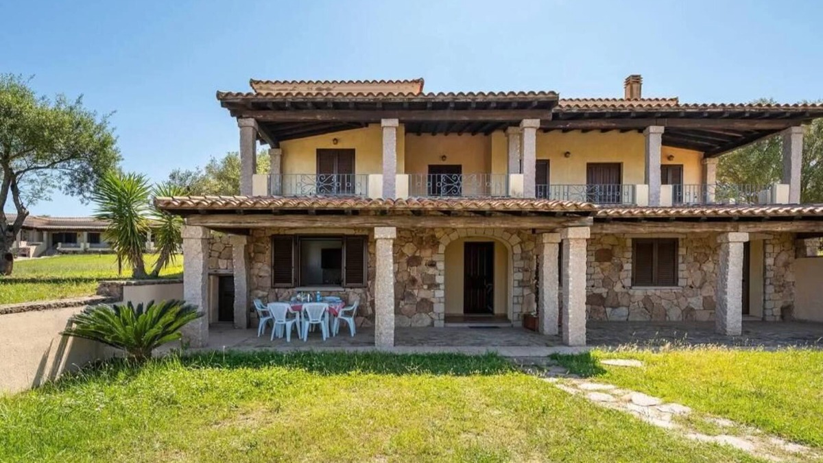Siniscola Apartment | Casa Pompia 4 - Two Bedroom Apartment, Sleeps 4