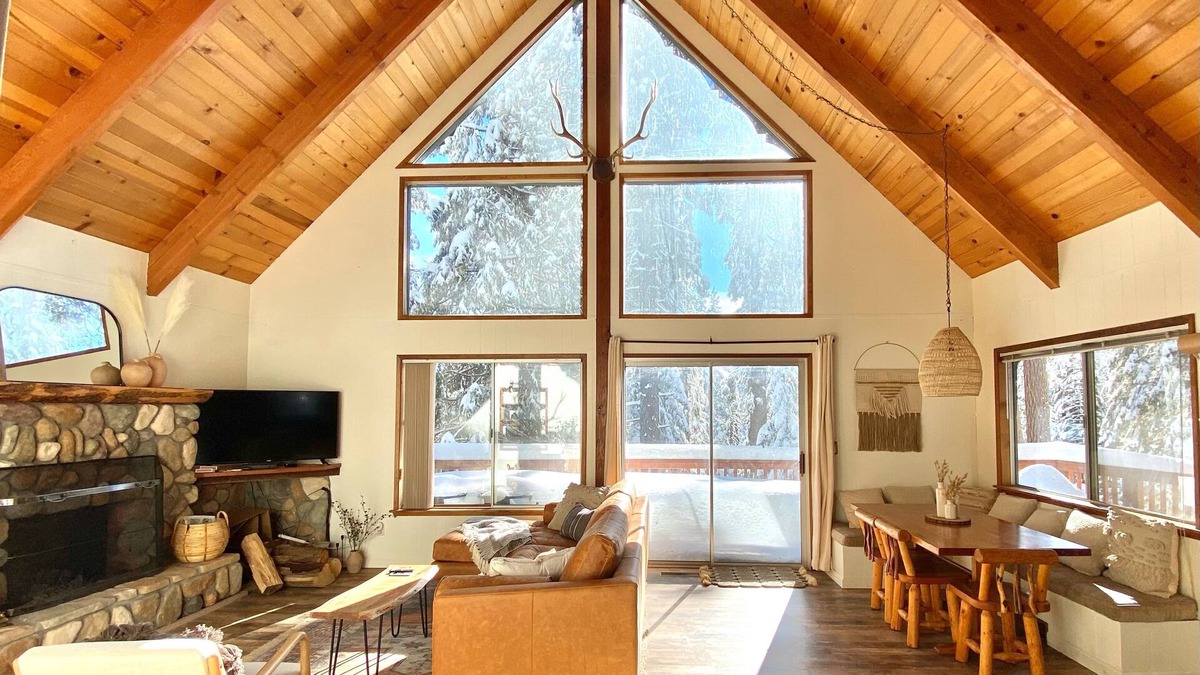 Springville Cabin | Casa Pondo Retreat