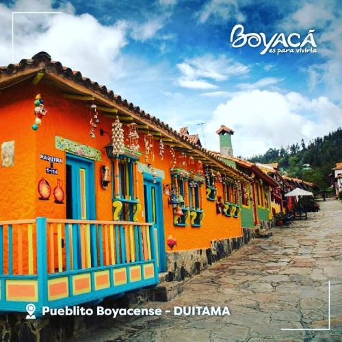 Duitama House | Casa Posada Maestro Carlos Aranguren