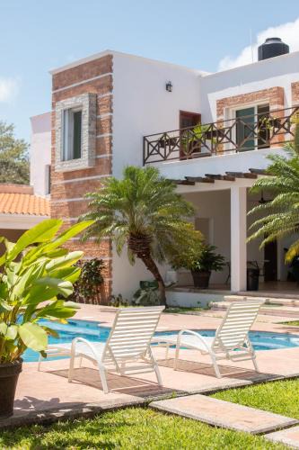 Chetumal House | Casa privada con alberca grande