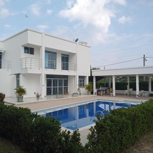 Melgar House | Casa Quinta Flower