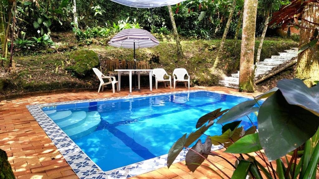 La Vega Villa | Casa Quinta privada con piscina soleada Billar, Tejo, Jacuzzy climatizado, kiosco