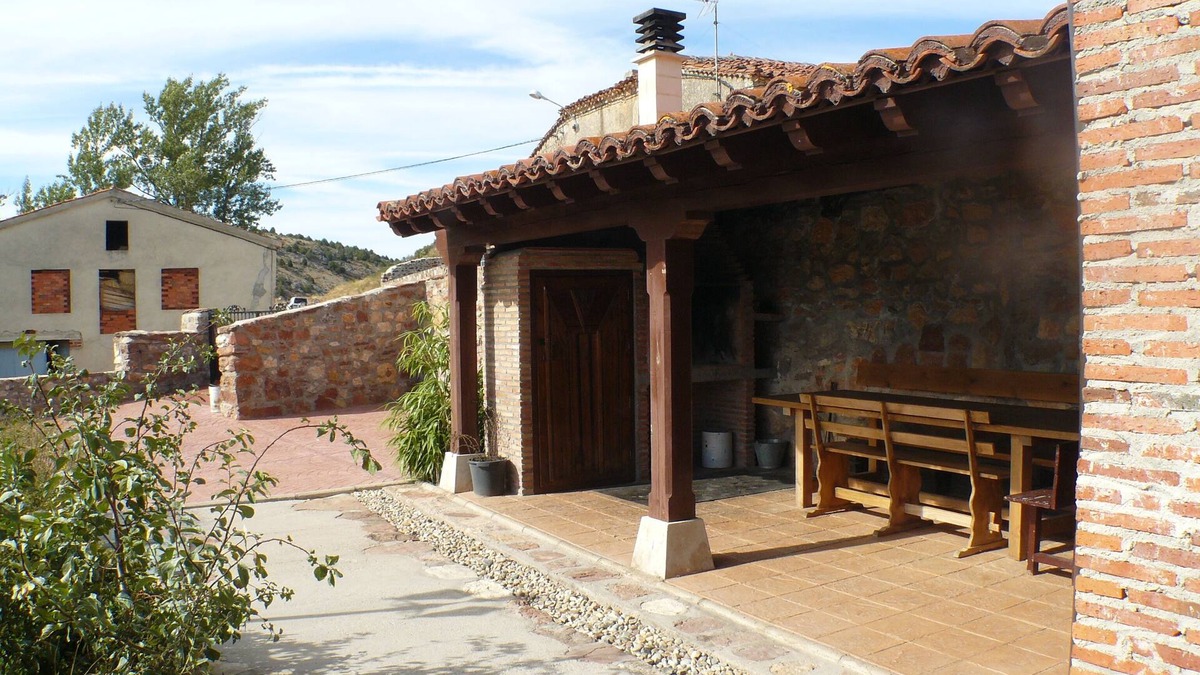 Espeja de San Marcelino Cottage | Casa rural La Chimenea de Soria I and II * in the environment Cañon de Rio Lobos